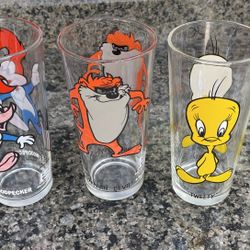 3 1970’s Pepsi Warner Collectible Drinking Glasses 