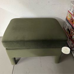 Ottoman (New with tags)