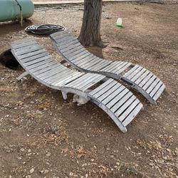 UNIQUE VINTAGE FOLDING LOUNGE CHAIRS