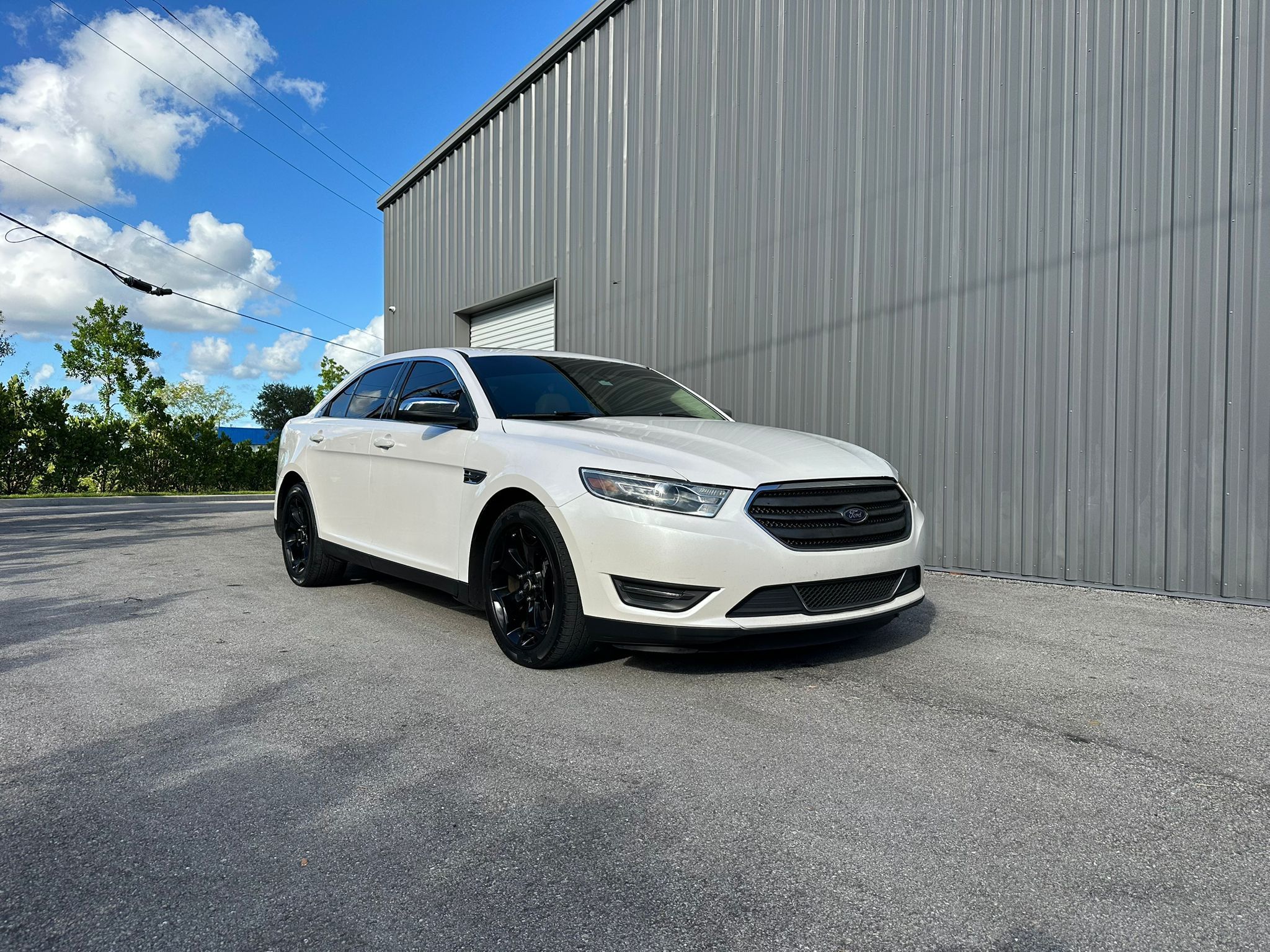 2019 Ford Taurus