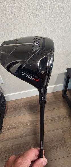 Titleist TSr4 10° Driver