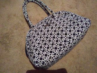 Medium Vera Bradley Purse Black /White