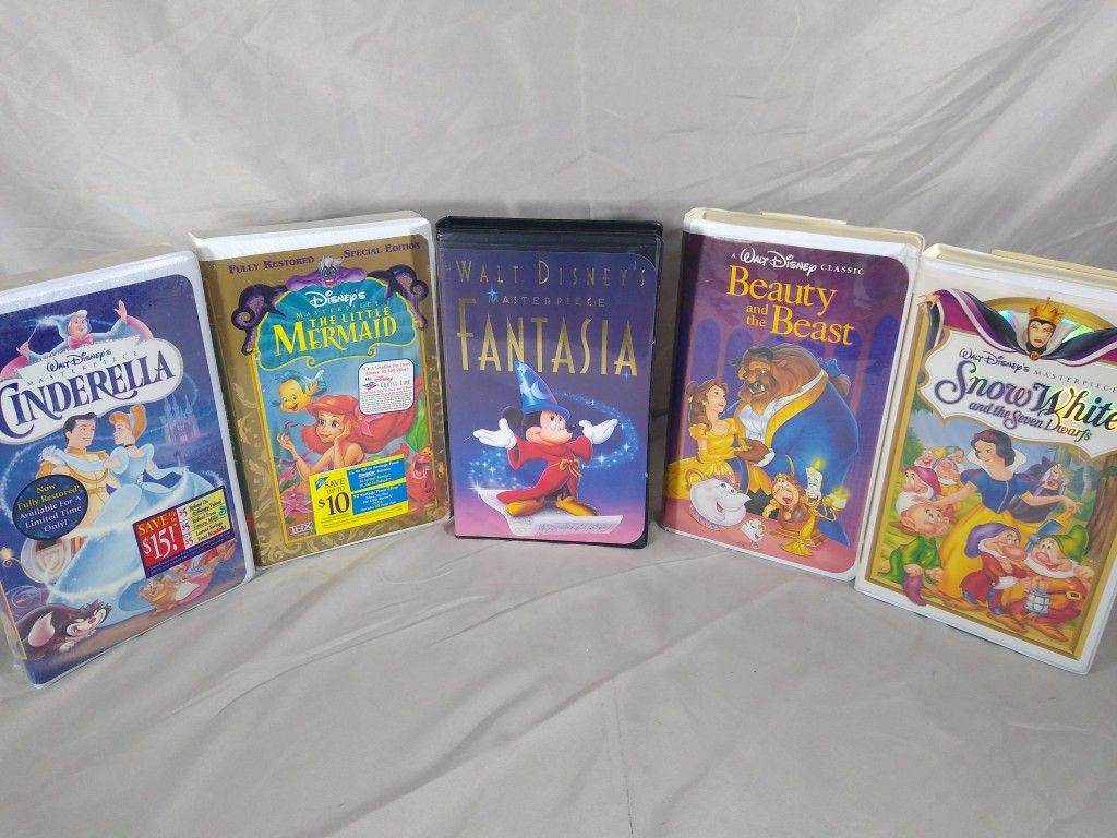 Vintage Lot of 5 VHS Tapes Walt Disney The Little Mermaid Cinderella Fantasia