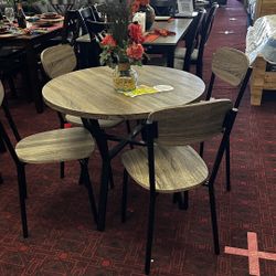 5pc Round Dinette Set