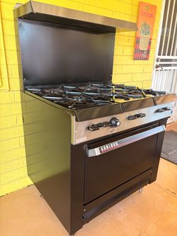 Garland 6 burner Gas Range with Oven