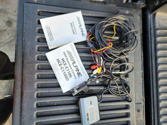 Alpine DVR-C320R
HD dash cam