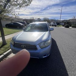 2011 Toyota Highlander Hybrid