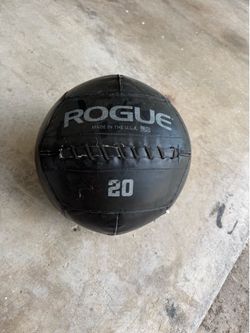 Rogue 20lb wall ball