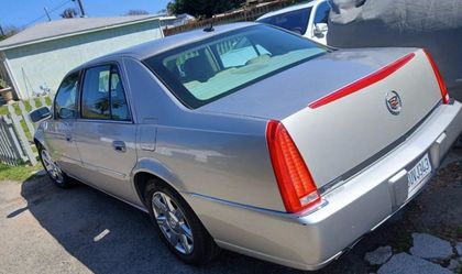 Cadillac DTS