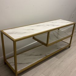 Entertainment Stand! 
