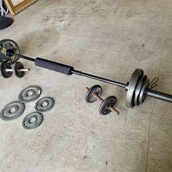 Gold’s Gym Work Out Weights With Barbell Bars