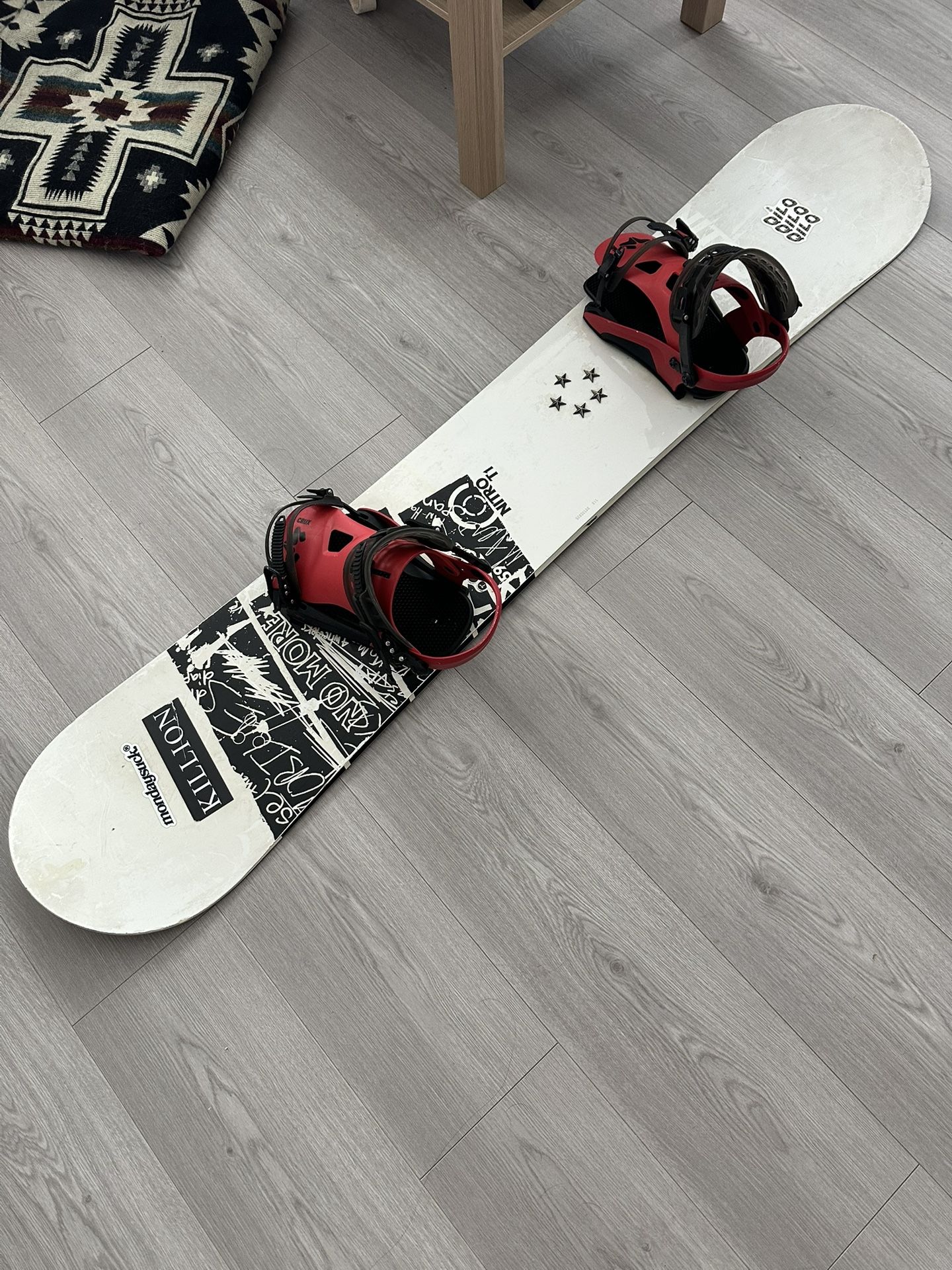 Nitro Snowboard - Brand New Bindings