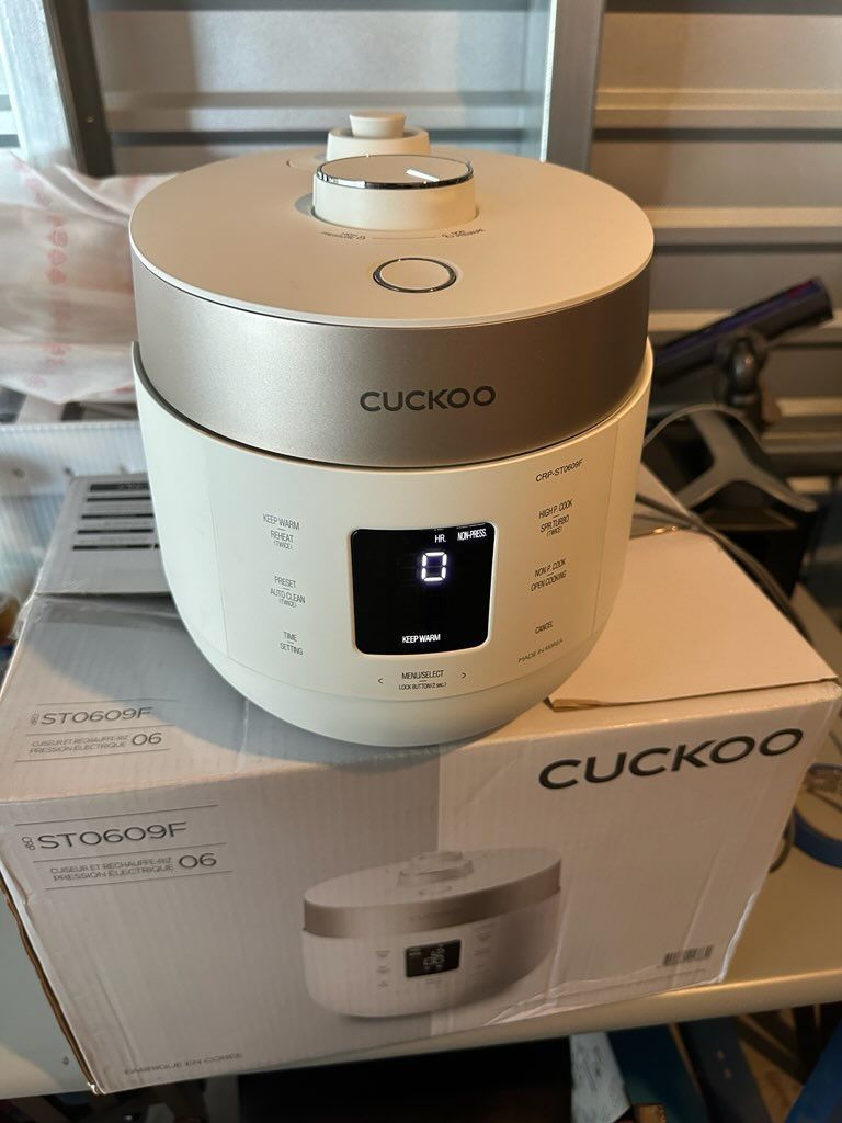 Cuckoo Pressure Rice Cooker
