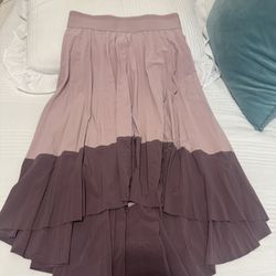 Falda Marca ATHLETA  SIZE MEDIANO, Perfectas Condiciones.