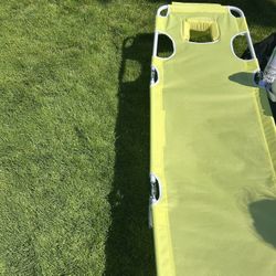Foldable Tanning/Beach Chair 