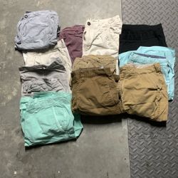 Too Small To Fit. Medium 32 W. Calvin Klein, American Eagle, Hollister And izod 