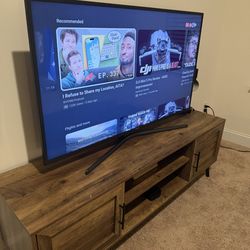Samsung 4k tv and tv stand