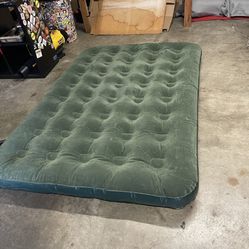 Air Mattress, Queen Size 