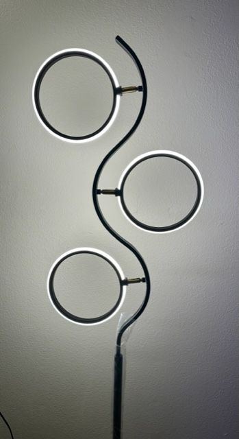 Led Tree Floor Lamp For Living Room (Brand New)