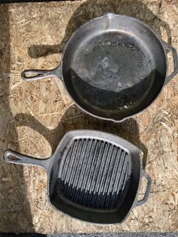 Last Chance! 2 Lodge Cast Iron Pans, BOTH Together ONLY $30!