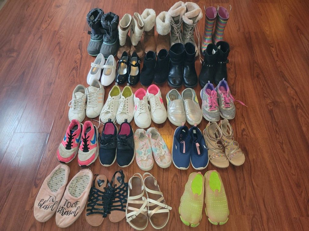 Girl Shoes,sandals,boats,dress Shoes,etc