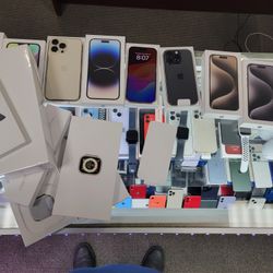 Iphone 15 Pro &more Apple Samsung Merchandise On Sale 🤗