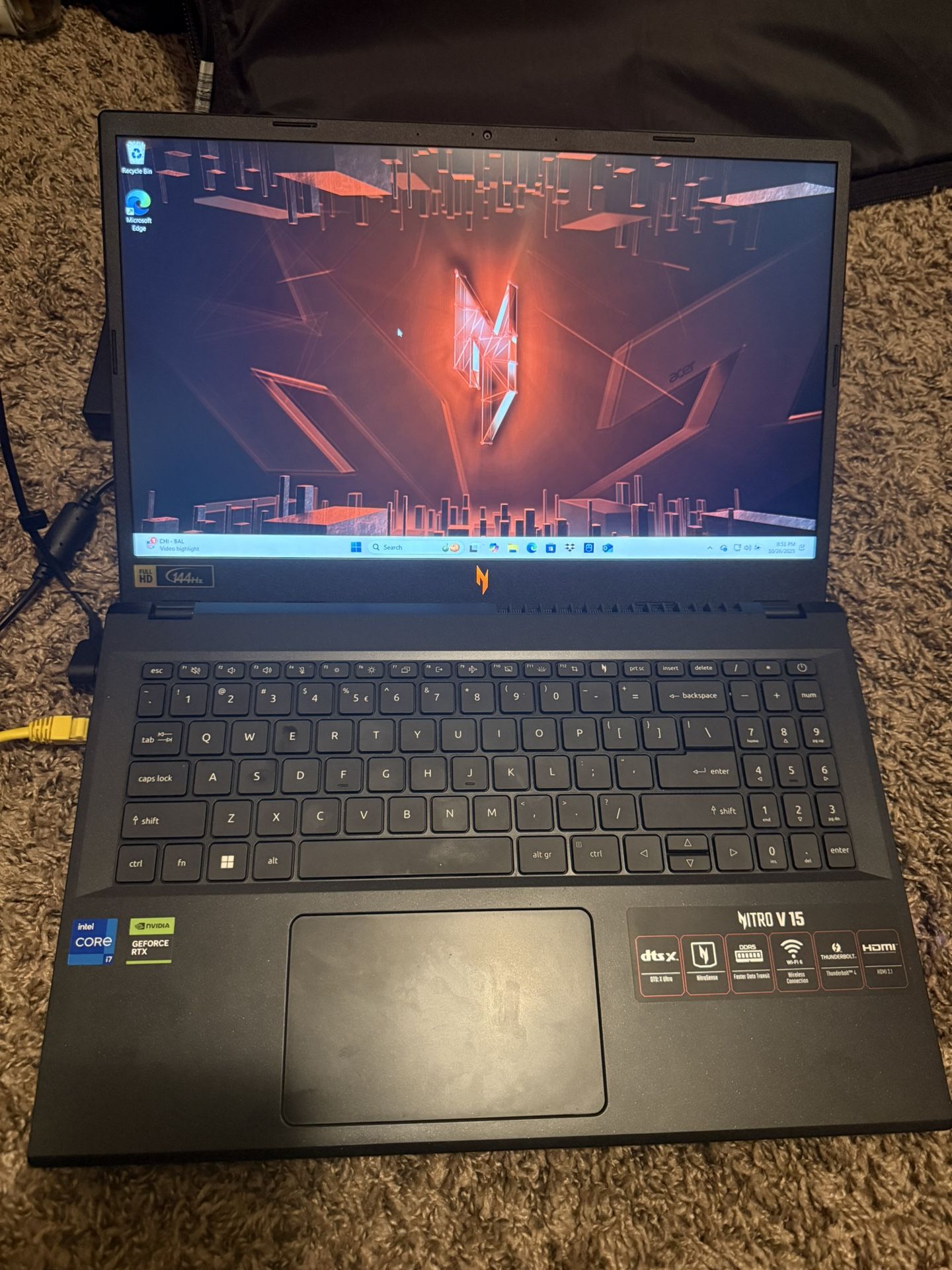 4050 RTX ASUS Nitro V 15 Gaming Laptop 144Hz