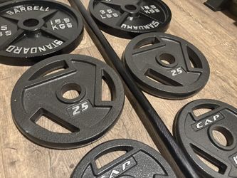 NEW Olympic Equipment: 6 ft Black Barbell With Weight Plates: 45s to 2.5s Total: 283 lbs
