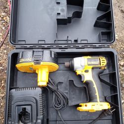 DeWalt 1/4" Cordless Impact Driver 