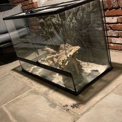 Lizard, Snake, Reptile Exoterra Terrariums 