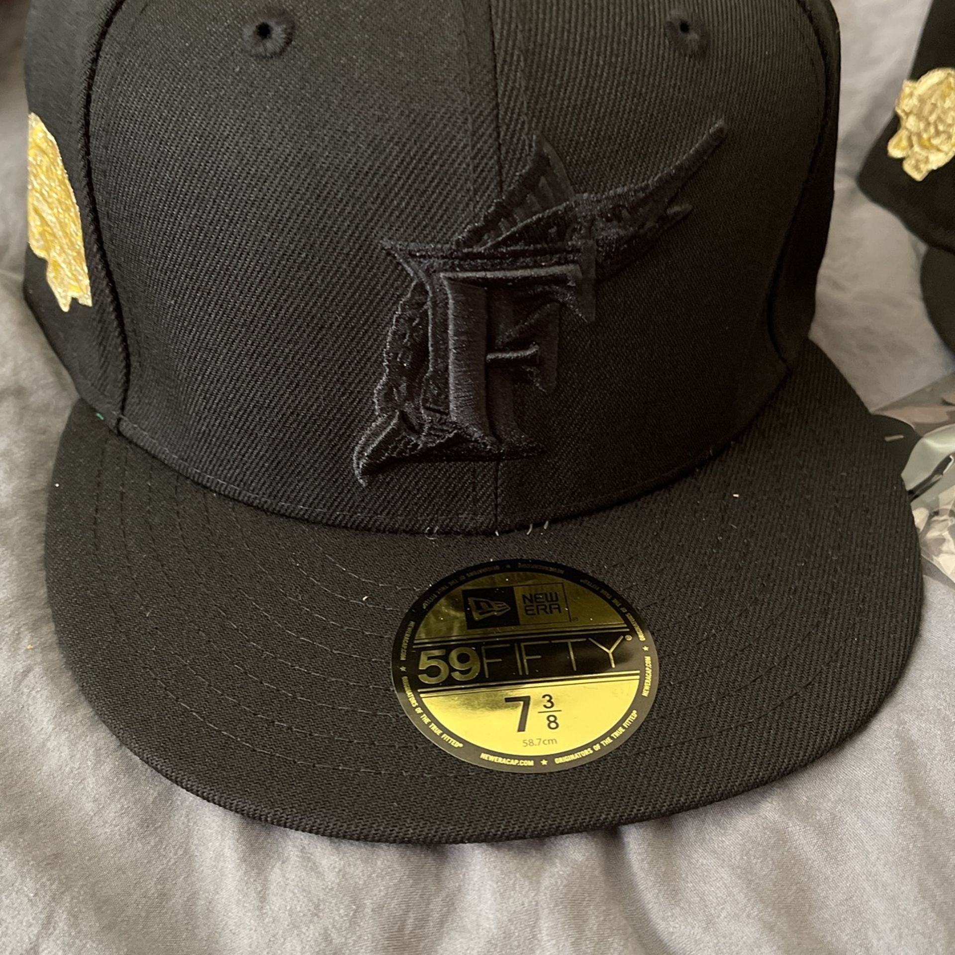 New Era Black/Gold Florida Marlins 59FIFTY Fitted Hat