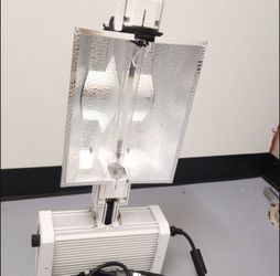 Nanolux we De (contact info removed)w grow lamp.