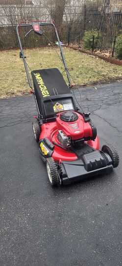 Troy bilt Lawnmower Self Propelled