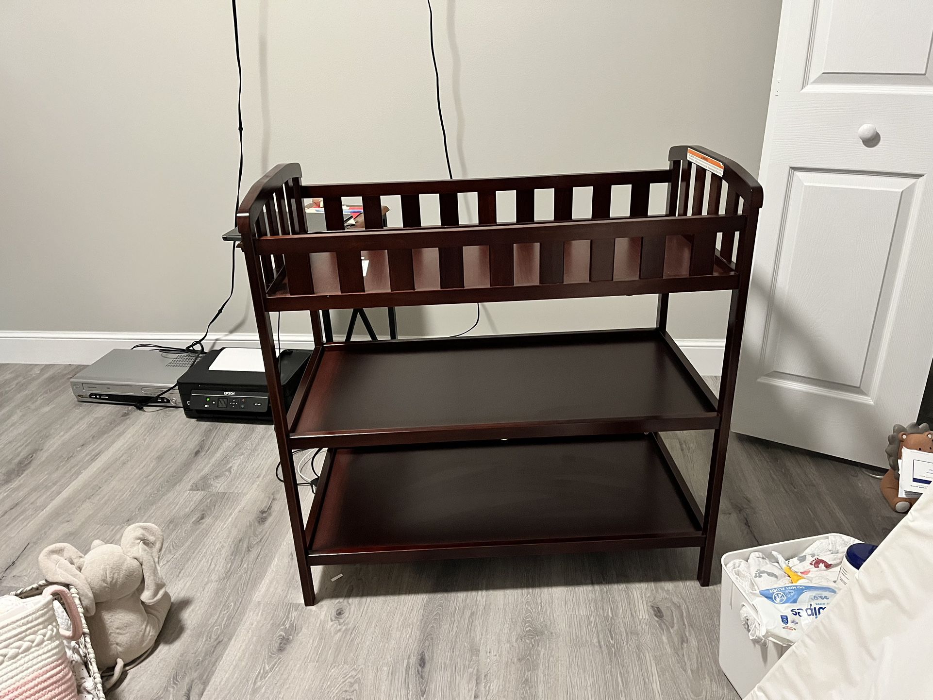 Espresso Changing Table With Mat