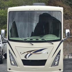 2017 Thor Motor Coach Windsport 35C