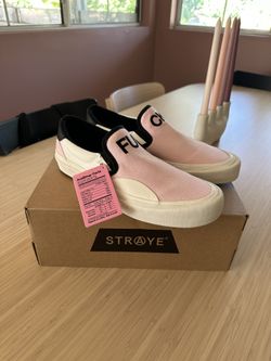 (NEW) Straye Slip-Ons (11.5)