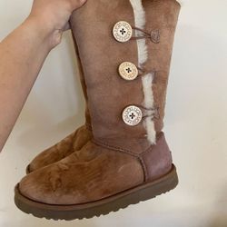 Uggs  Boots 