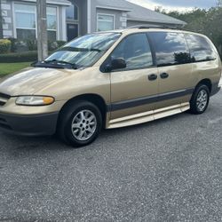 1997 Dodge Grand Caravan