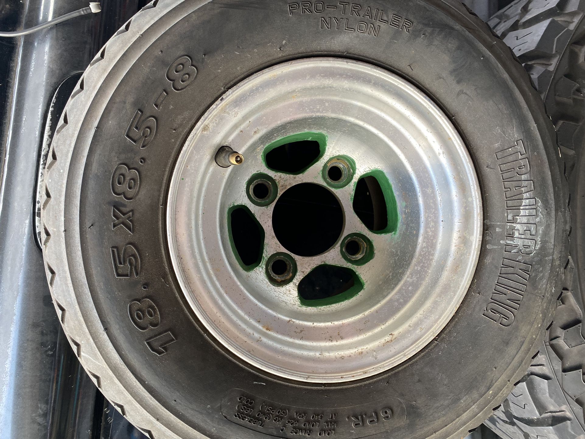 1 used Golf Cart aluminum rims and tire 18.5x8.5-8 rim 8x7