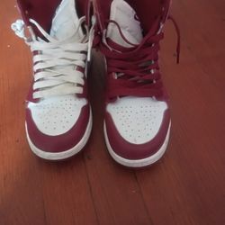 4.5  Marron  Air Forces