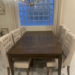 Dinning Table With Six Chairs 