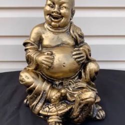 The laughing Buddha statue