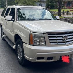 2003 Cadillac Escalade 6.0 Engine, AWD, 8 Cylinder 