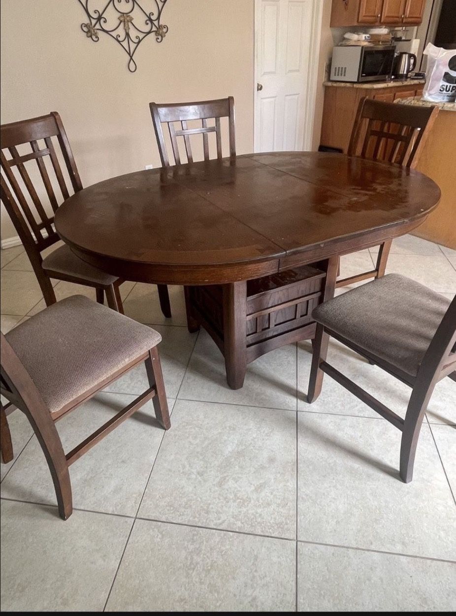Kitchen set 7 Pieces Table And Chairs  