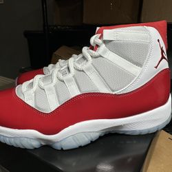 Jordan 11 Cherry Sz 11