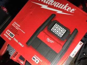 Milwaukee M18 BRAND NEW LED Dual Power flood light! Only 90 tomorrow (also have TOWER Lights!) 💥💥