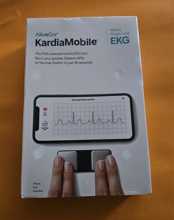 Brand New KardiaMobile EKG and BONUS Case