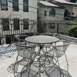 Vintage Russel Woodard Patio Set