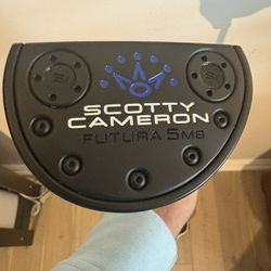 Custom Scotty Cameron Futura 5MB - RH Golf Club Putter