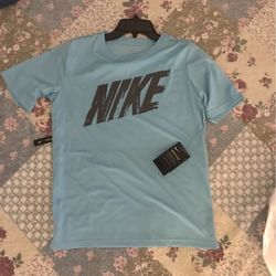 Nike ( Boys)